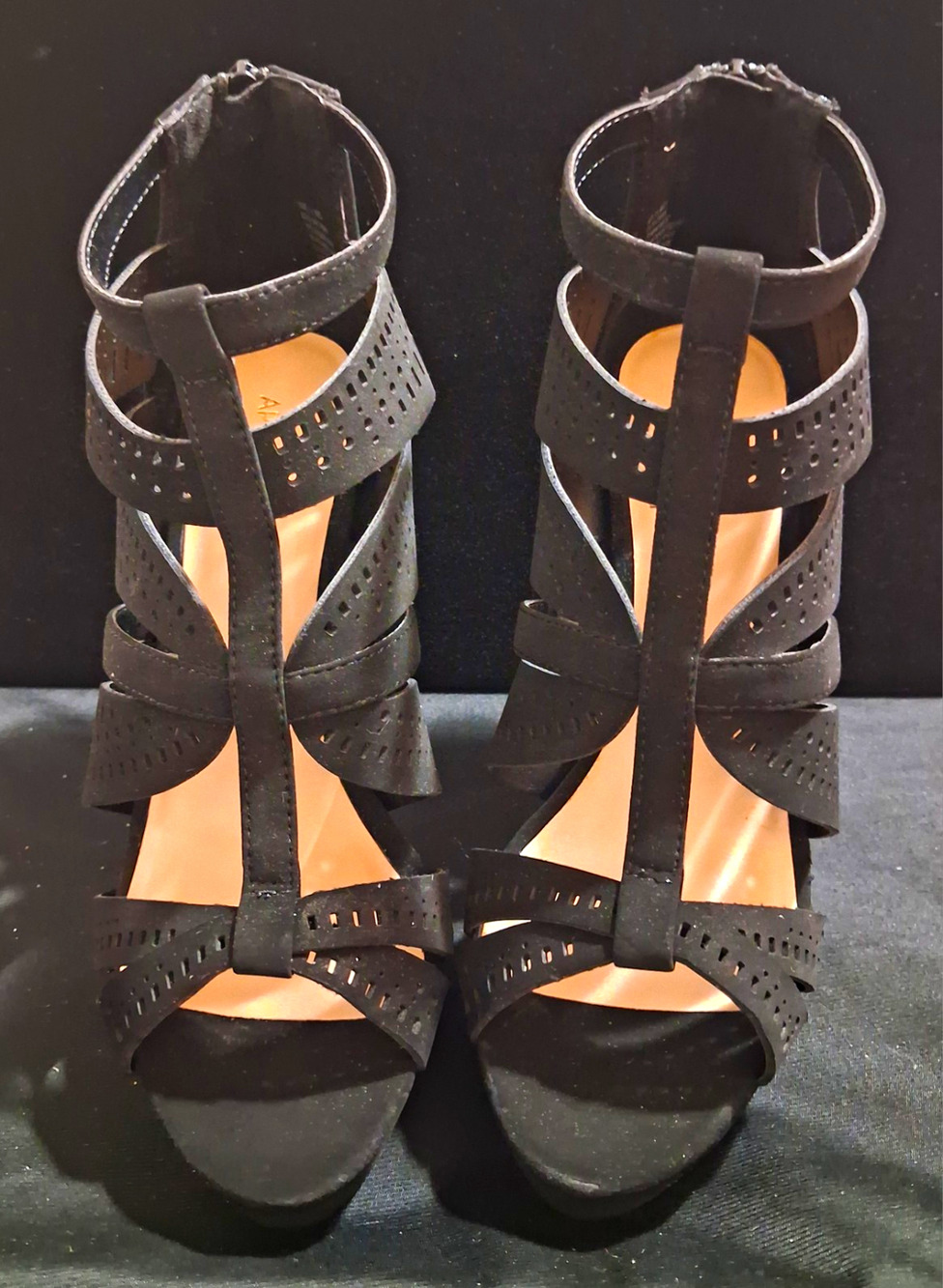 Apt. 9 Black Suede Strappy Open Toe Stiletto Heels Ankle Strap Back Zip 7.5